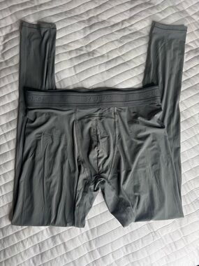 SKIMS Men's legging in Charcoal Gray